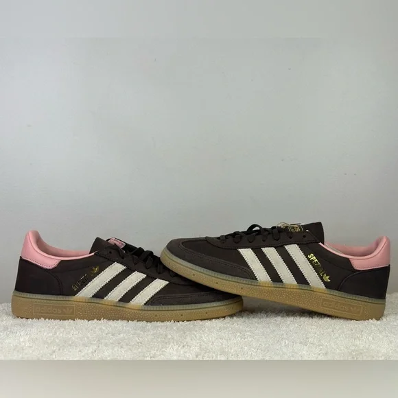 Adidas Handball Spezial - Picture 1 of 9